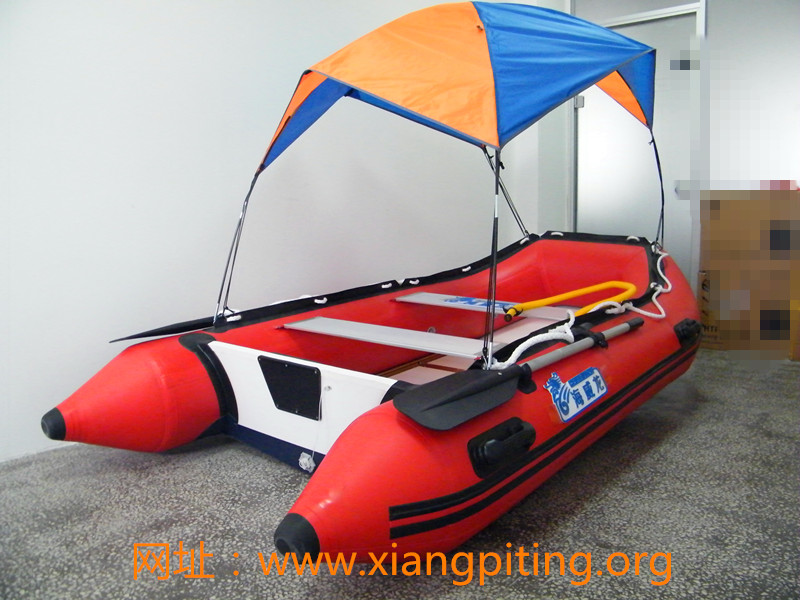 橡皮艇通用遮陽棚，安裝簡單方便，質(zhì)量好，價(jià)格優(yōu)